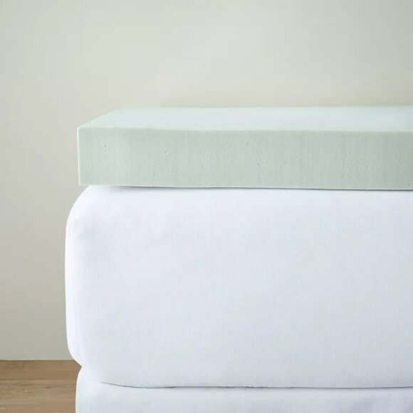 Casaluna 3" Serene Foam Mattress Topper Queen - Picture 1 of 4